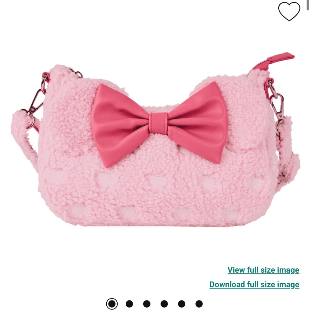 Loungefly Minnie Mouse Exclusive Hearts Strawberry Scented Sherpa Bundle - Picture 4 of 13